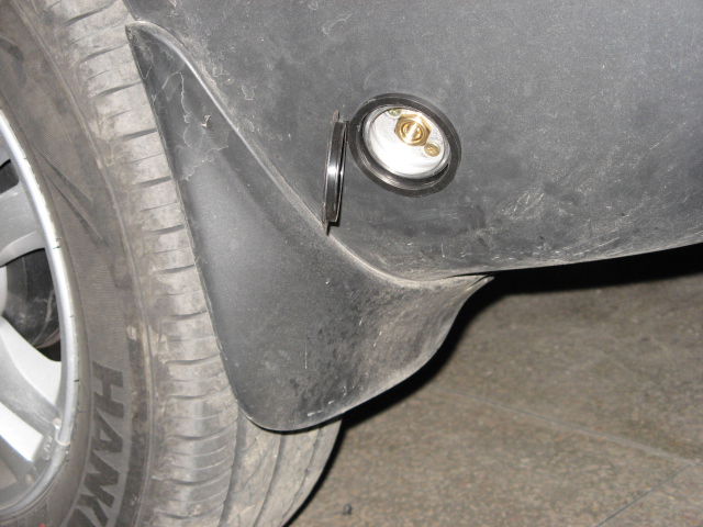 заправочный в бампер